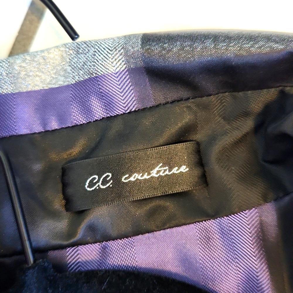 Jacket - Picture 2 of 3